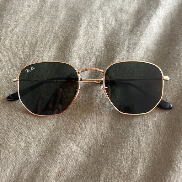 Ray-Ban Hexagonal Flat Sunglasses main image 5